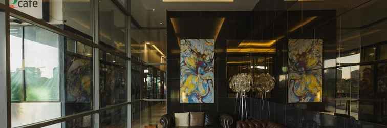 Lobi Vivacity Megamall New Luxury Jazz Suite