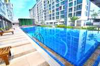 Swimming Pool Vivacity Megamall New Luxury Jazz Suite