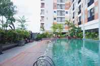 Kolam Renang Sappy Room at Student Castle Apartment