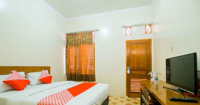 Bedroom OYO 2588 Pondok Romeo Syariah