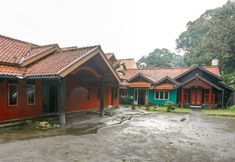 Exterior 3 SPOT ON 2584 Hotel Karya Nunggal Asri