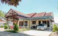 Lobby 2 OYO 2668 Villa Kusuma Residence