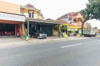 Bangunan 4 SPOT ON 2689 Safira Family Residence Syariah