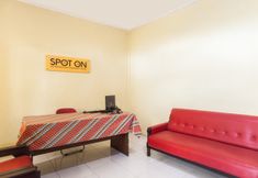 Lobby 5 SPOT ON 2780 Rumah Tamu Ei Guest House Syariah