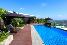 Kolam Renang Nginap Jogja Apartemen Uttara (Best View of Merapi)