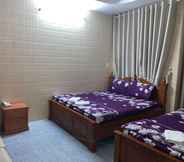 Bedroom 6 Phuong Nam Hotel