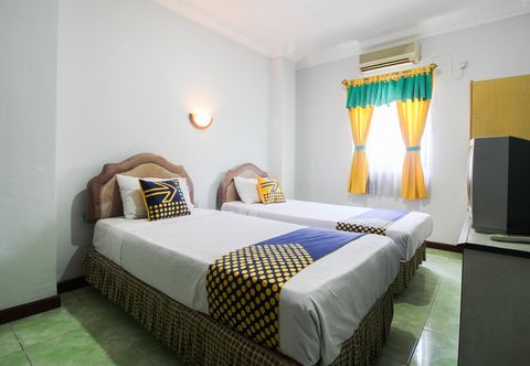 침실 SPOT ON 2721 Wisma Dahlia