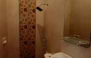 In-room Bathroom 3 Griya Adhirasa