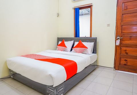 卧室 OYO 2401 Ardini Residence Syariah