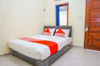 Bedroom OYO 2401 Ardini Residence Syariah