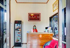 Lobby 7 OYO 2835 Sakinah Family Residence