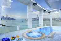 Swimming Pool Metropark Hotel Causeway Bay Hong Kong