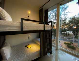 Lobi 2 Fishtail Hostel Phuket