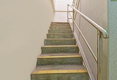 Lobby 6 OYO 90593 Hotel Bajet Gaya Warisan