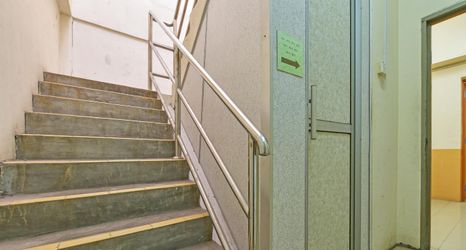 Lobby 2 OYO 90593 Hotel Bajet Gaya Warisan