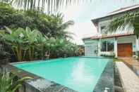 สระว่ายน้ำ Villa Prambanan with Private Pool dekat Candi Prambanan by Simply Homy