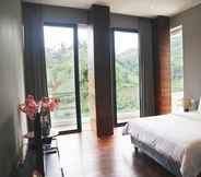 Phòng ngủ 5 Luxury 5BR Boutique Villa With Heated Pool at Dago Pakar