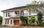 Exterior 2 OYO 2912 Graha Minda Syariah