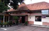 Exterior 5 OYO 2953 Borobudur Guest House Near RSUD Kota Yogyakarta