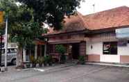 Exterior 4 OYO 2953 Borobudur Guest House Near RSUD Kota Yogyakarta