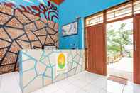 Lobi OYO 3040 D'pineapple Villa