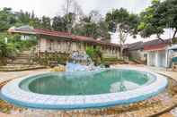 Kolam Renang OYO 3040 D'pineapple Villa