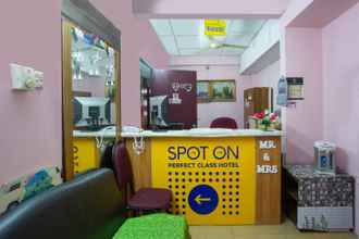 Lobi 4 SPOT ON 89962 Perfect Class Hotel