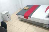 Kamar Tidur Ninjas Room Hostel Cengkareng 