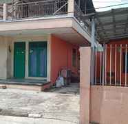 Exterior 4 SPOT ON 2800 Kos Bu Darma Syariah