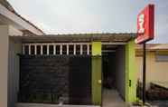 Exterior 4 OYO 2492 Nindy Homestay