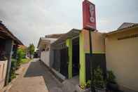 ภายนอกอาคาร OYO 2492 Nindy Homestay