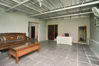 Common Space OYO 2492 Nindy Homestay