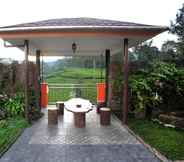 Common Space 5 OYO 2769 Homestay Villa Diva Tambi