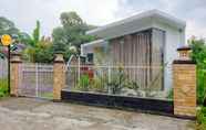 Luar Bangunan 2 SPOT ON 2754 Miyagi Residence