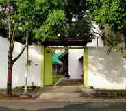 Exterior 3 SPOT ON 2840 Homestay Kepodang