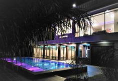 Swimming Pool 7 Mandabelle Villas 