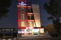 Exterior D'Shario Hotel Kepanjen