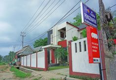 Exterior 4 OYO 2860 The Castury Residence Syariah