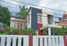 Exterior 3 OYO 2860 The Castury Residence Syariah