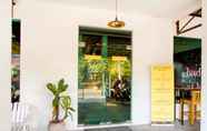 Bangunan 5 OYO 3166 Witte Steen Homestay Syariah