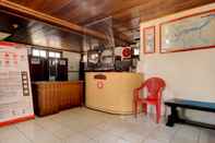 Lobi OYO 3180 Hotel Rian Cottage