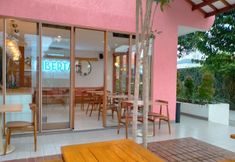 Bar, Cafe and Lounge 3 Liberta Malioboro South