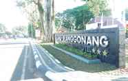 ภายนอกอาคาร 5 Hotel Ranggonang