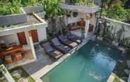 Swimming Pool 2 Bisma Terrace Suite