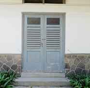 Exterior 5 Rumah Merindu