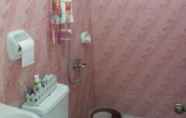 Toilet Kamar 7 Villa Asuncion