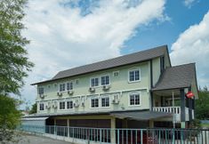 외관 2 Super OYO 90009 Bangi Sri Minang Guesthouse