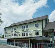 Exterior 2 Super OYO 90009 Bangi Sri Minang Guesthouse