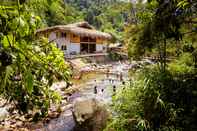 Luar Bangunan Topas Riverside Lodge