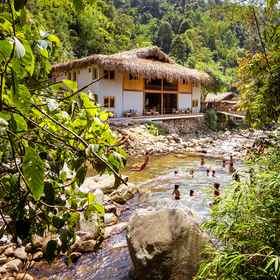 Topas Riverside Lodge 1, Hotel Thanh Kim